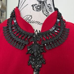 Elegant Black Statement Necklace